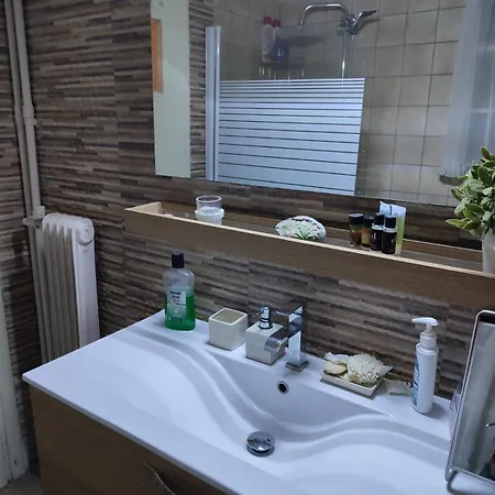 Fully Furnished In The Heart Of